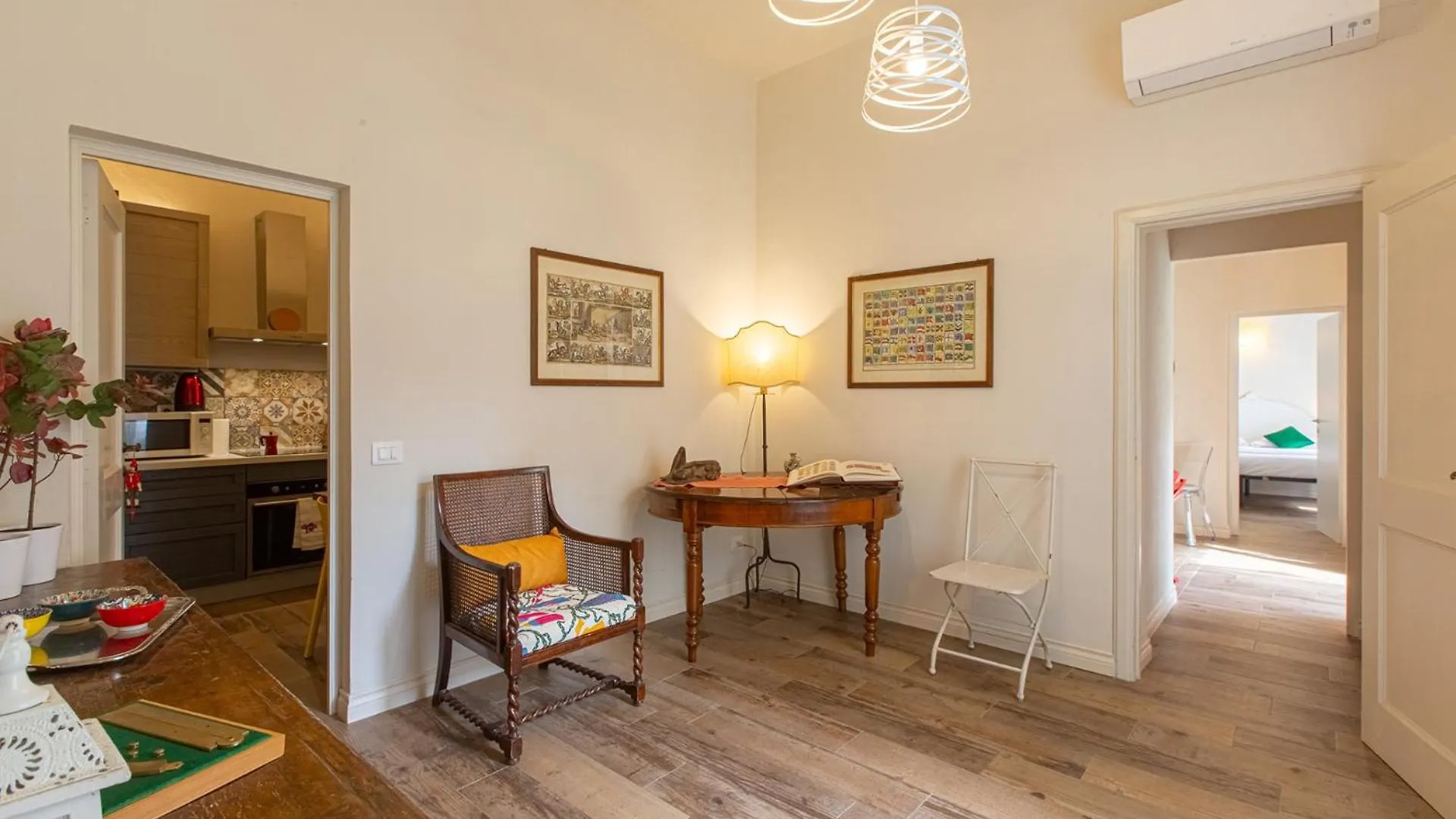 Apartments Florence- The Vintage Nook