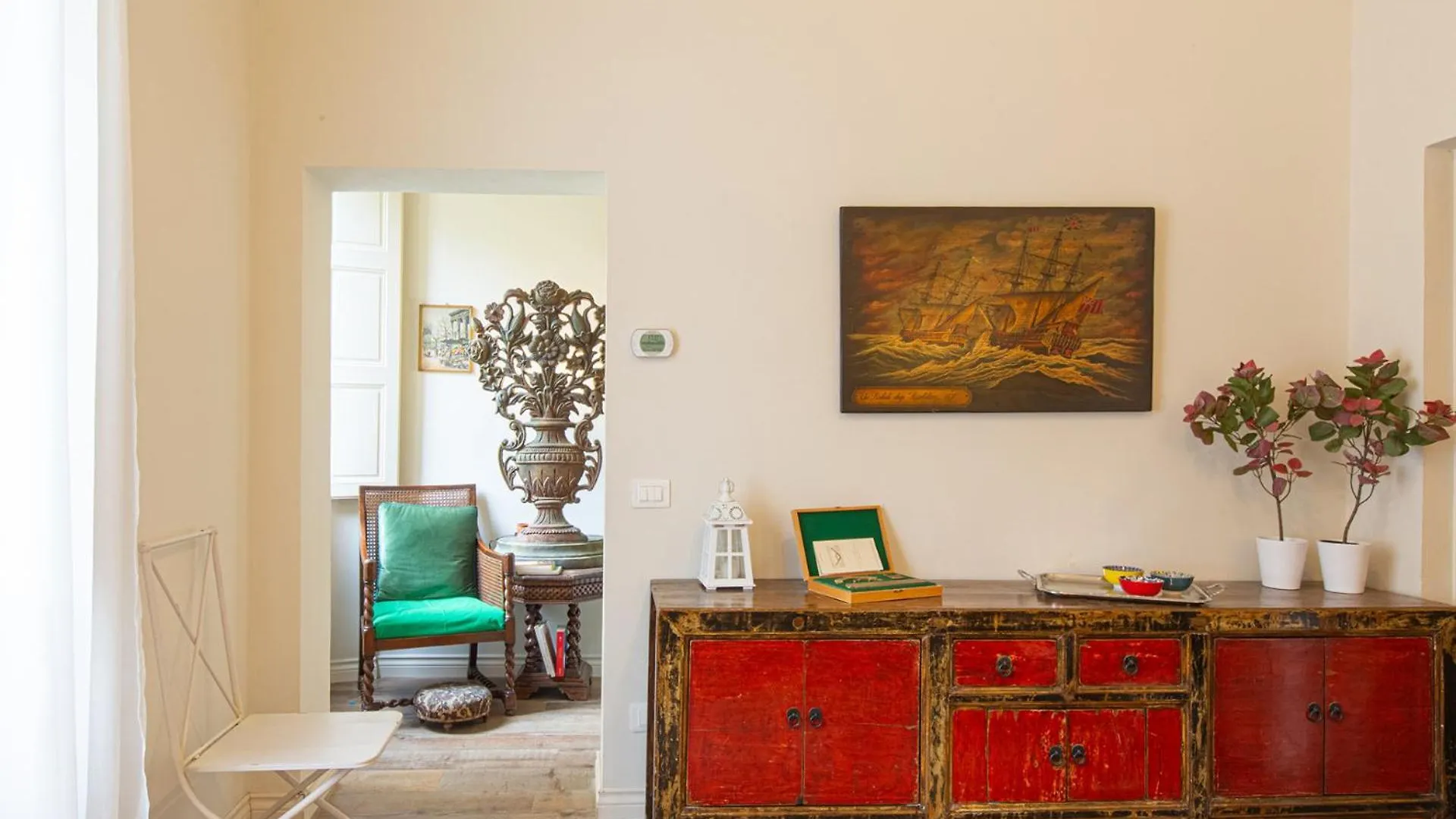 Apartments Florence- The Vintage Nook Italy