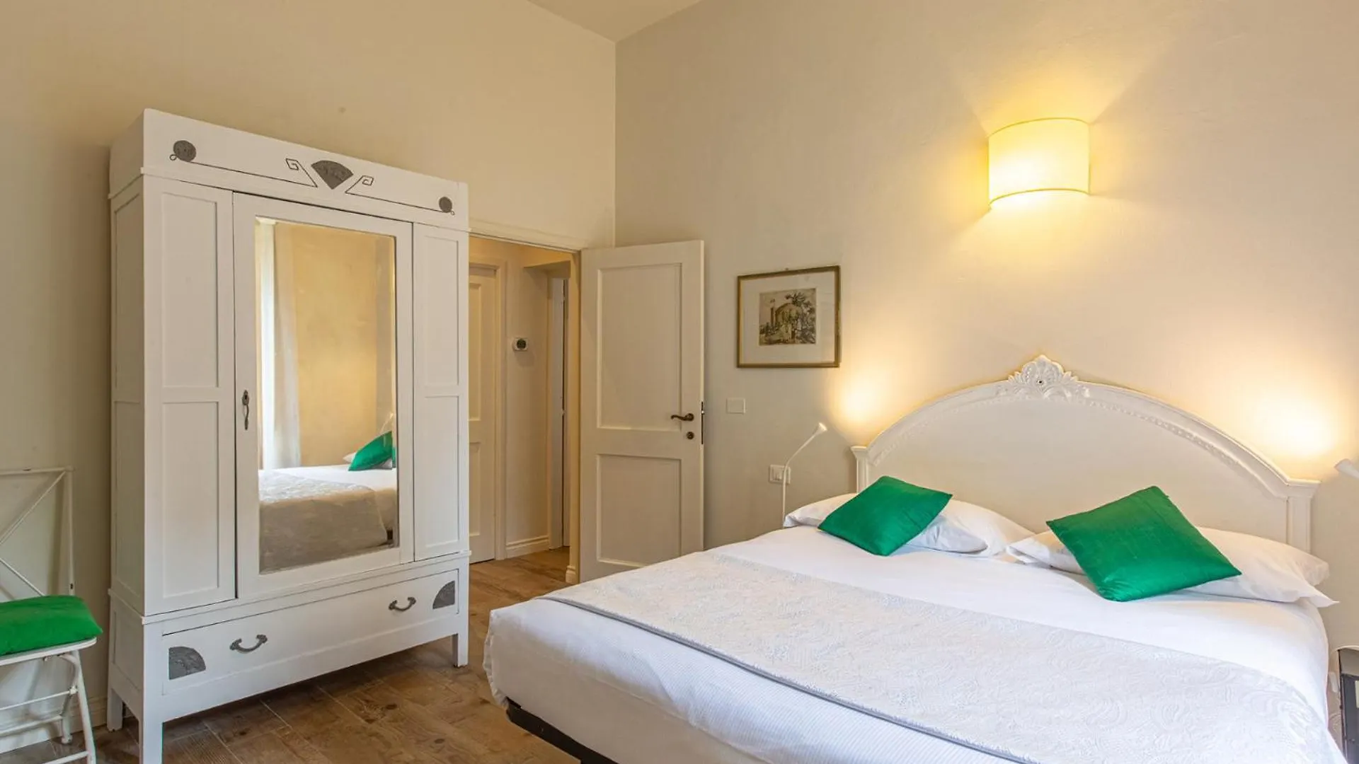 Apartments Florence- The Vintage Nook